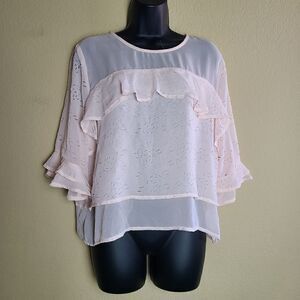 En Elly Laser Cut Ruffled Top